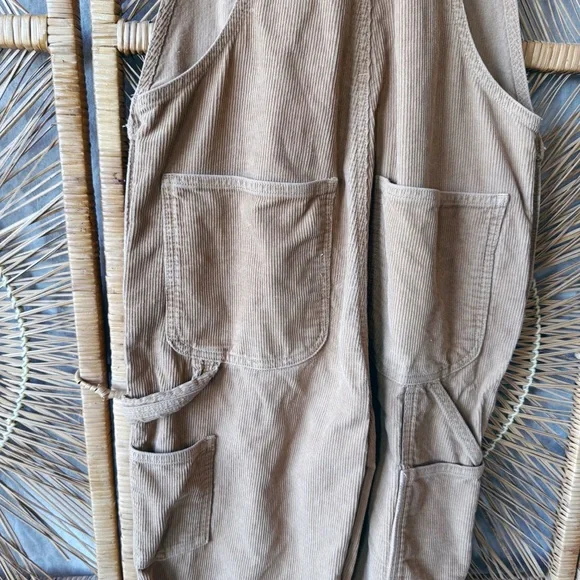 Aritzia Sunday Best Corduroy Tan Brown Overalls SZ: S - Picture 7 of 7